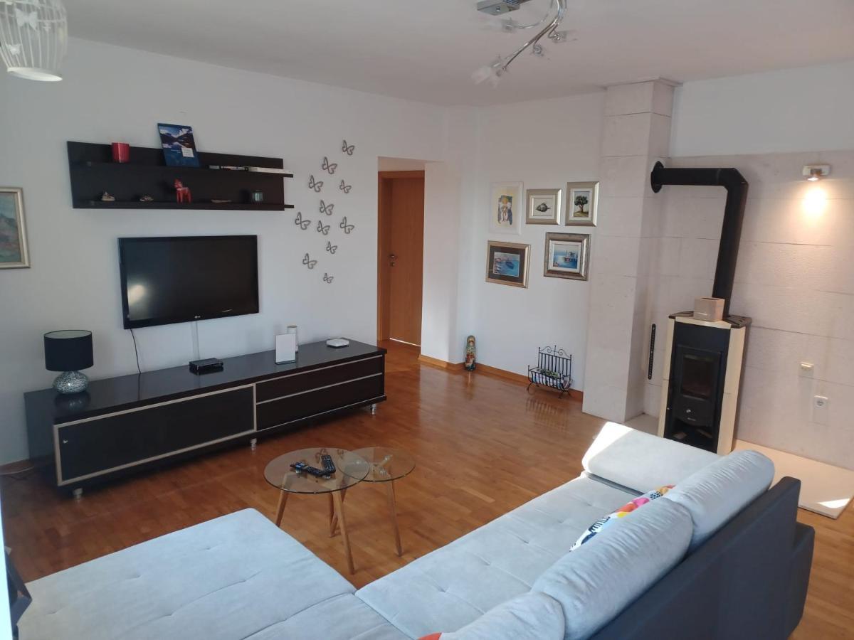 Lara Apartment Σολίν Εξωτερικό φωτογραφία